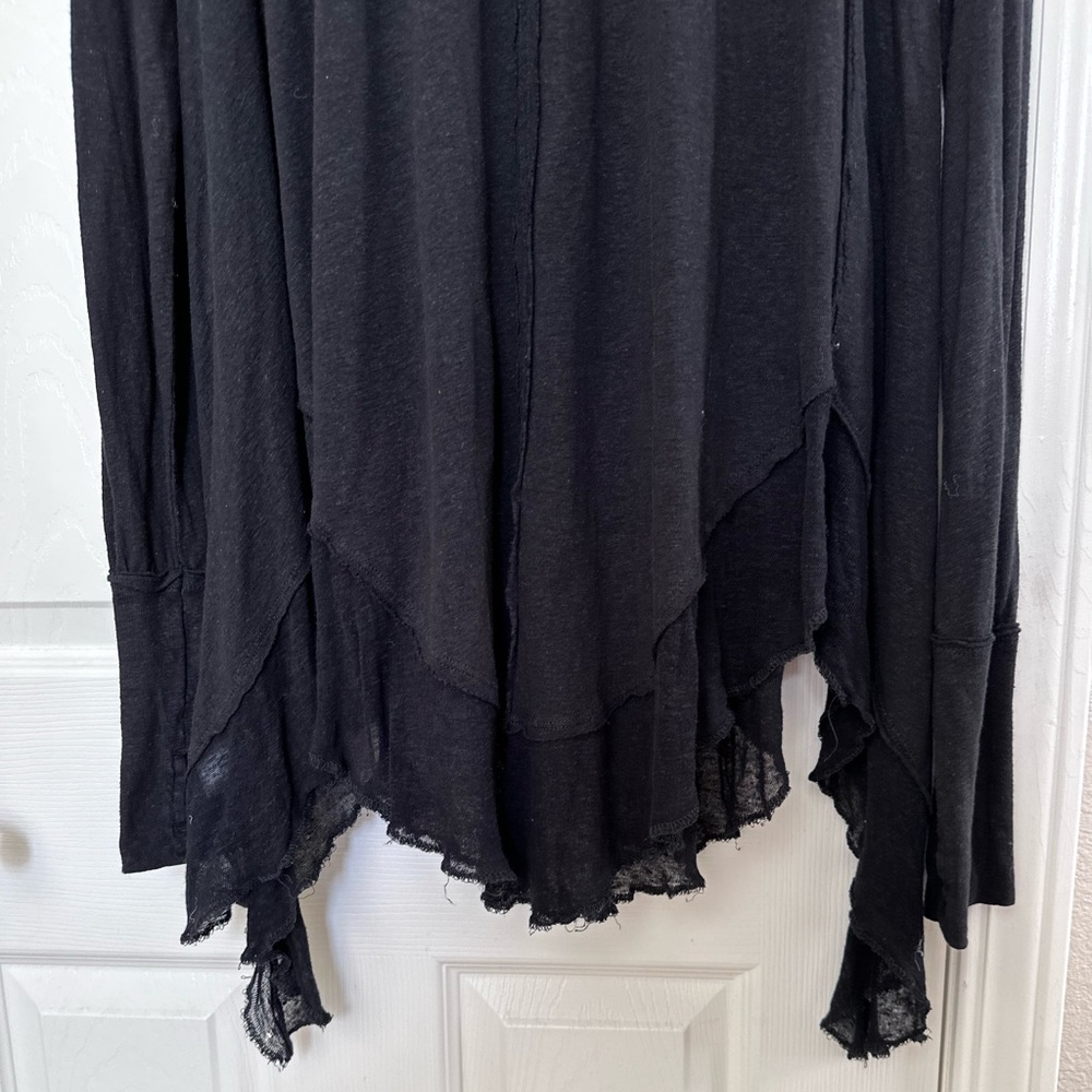 Free People black long sleeve tunic top with raw edges size small - Picture 12 of 15
